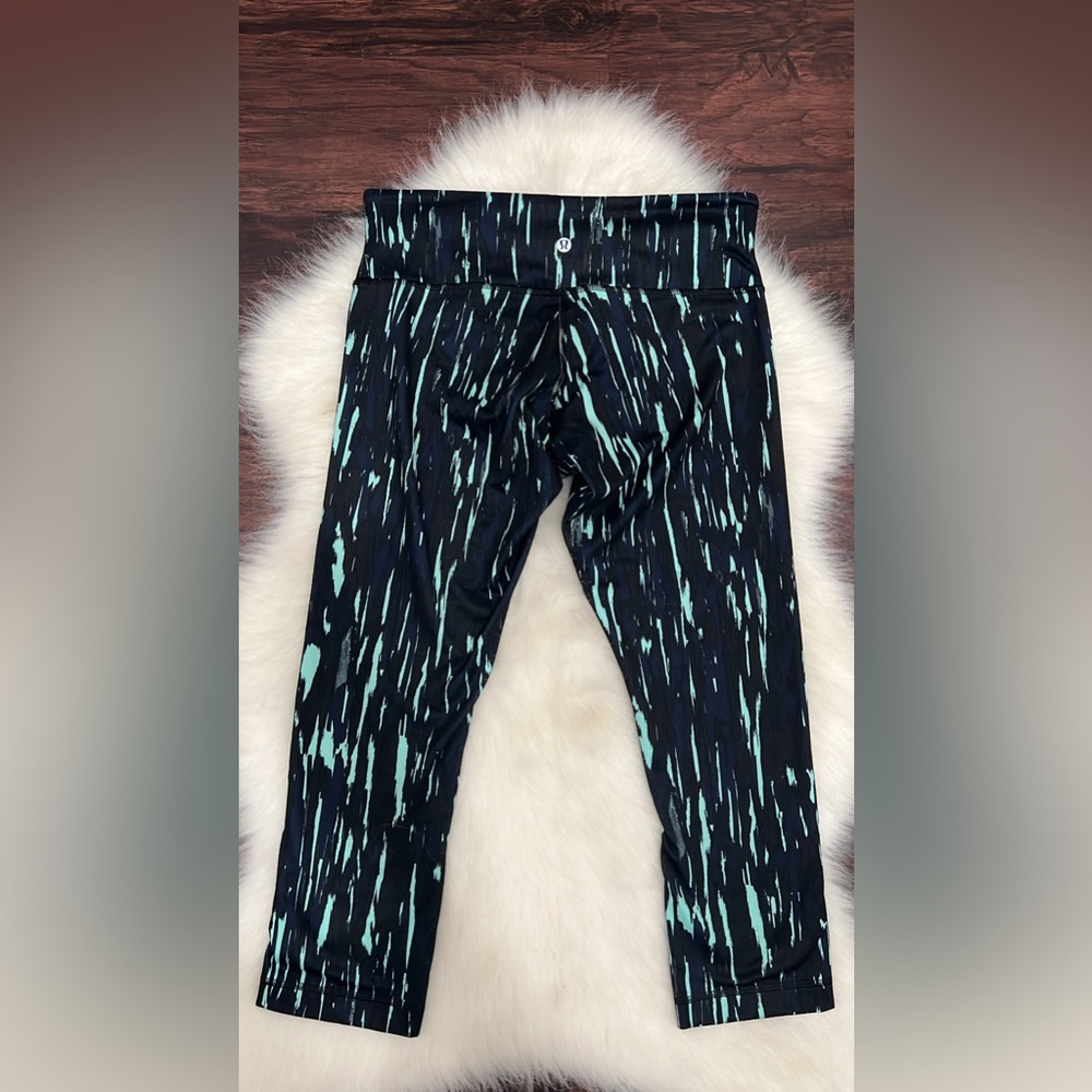 Lululemon Legging - Picture 5 of 6